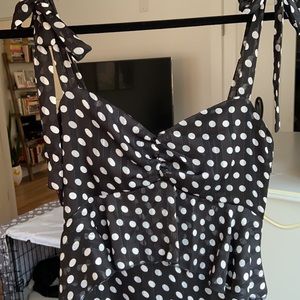 Polka dot high-low dress
